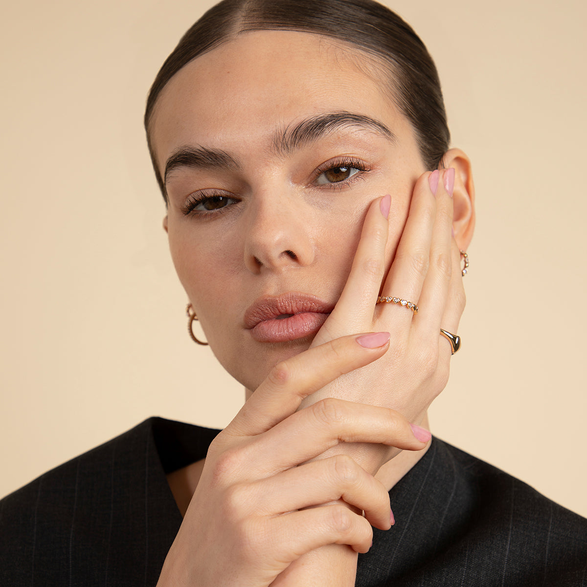 18k Gold Plated Jewellery - Heart Bezel Band Ring in Gold - Band Rings - Astrid &amp; Miyu