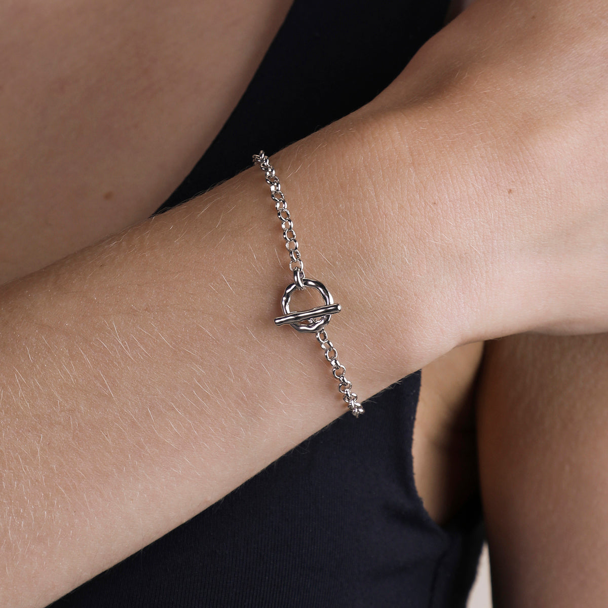 T-Bar Chain Bracelet in Silver-Astrid &amp; Miyu