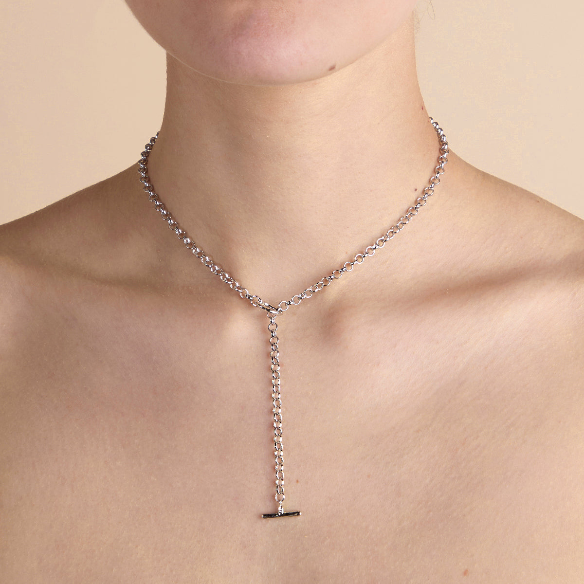 T-Bar Chain Necklace in Silver-Astrid &amp; Miyu