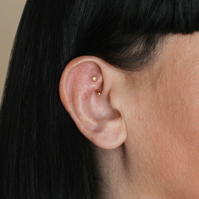 Molten Opal Rook Bar in Solid Gold-Astrid &amp; Miyu