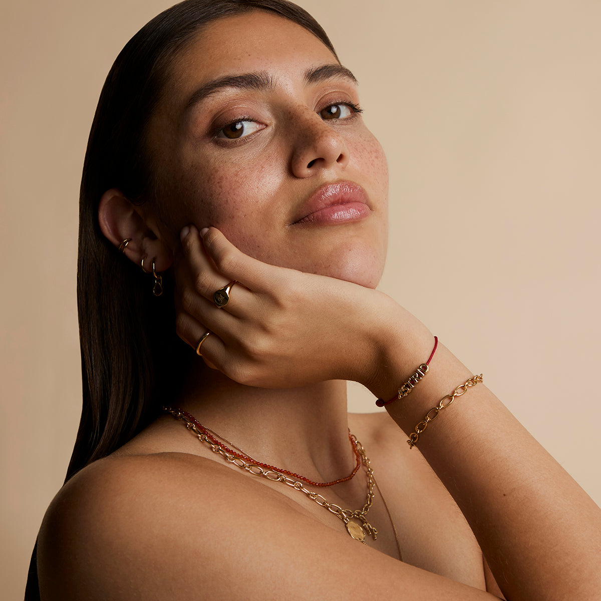 Story Strand Bracelet in Red-Astrid &amp; Miyu