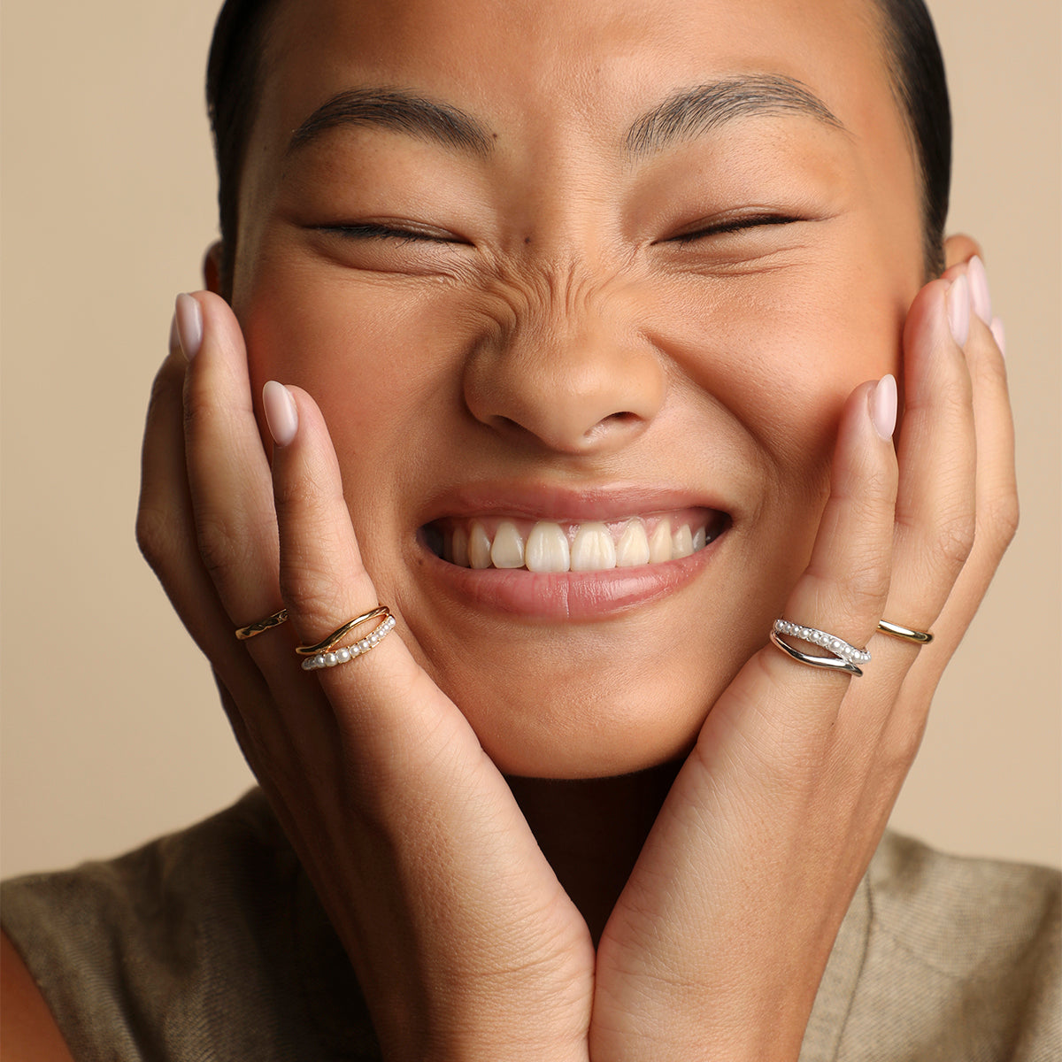 Molten Illusion Pearl Ring in Gold-Astrid &amp; Miyu