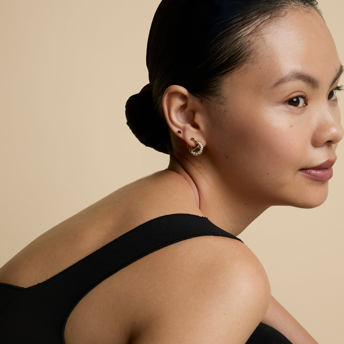Black Crystal Marquise Titanium Piercing Stud in Gold-Astrid &amp; Miyu