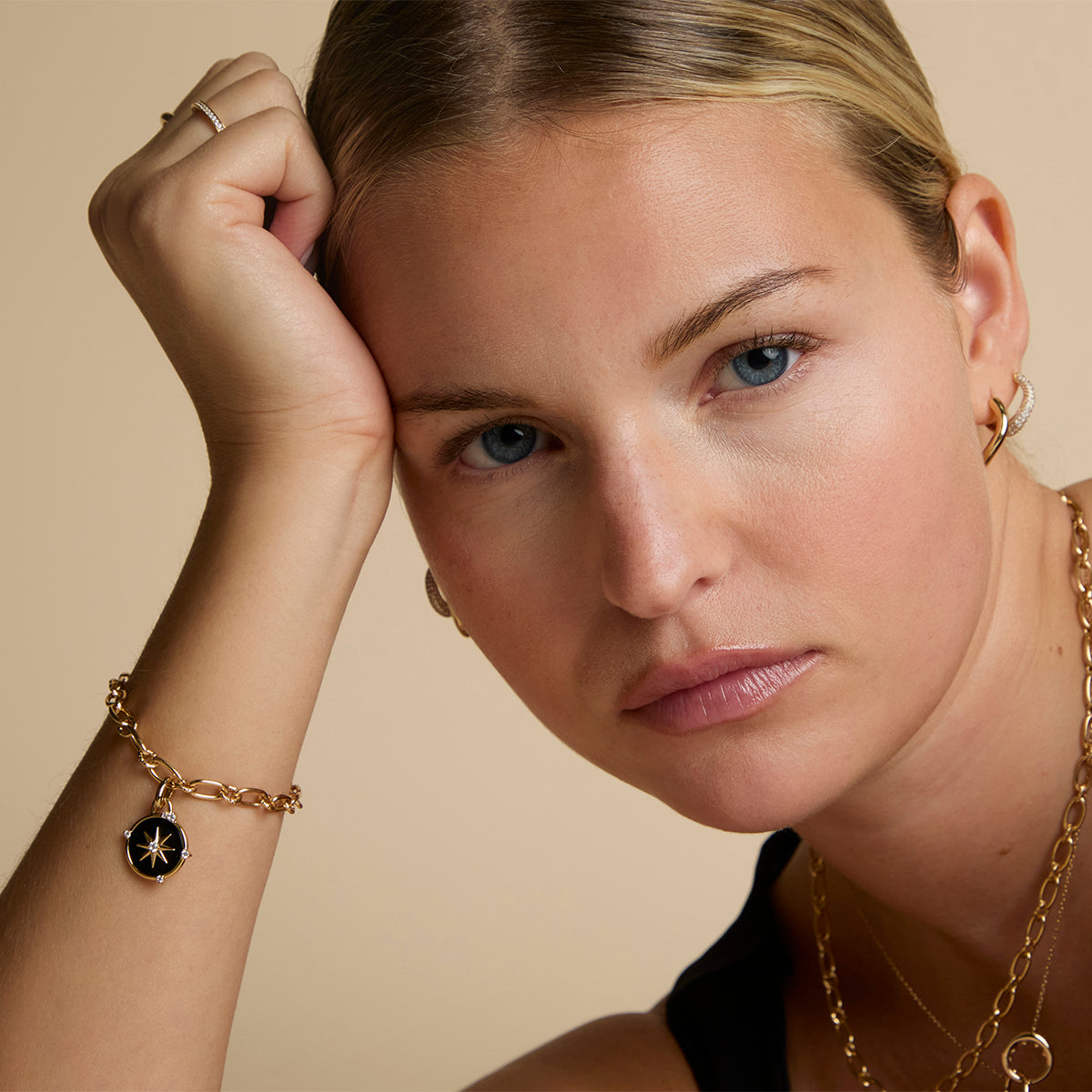 Black Star Clip Charm in Gold-Astrid &amp; Miyu