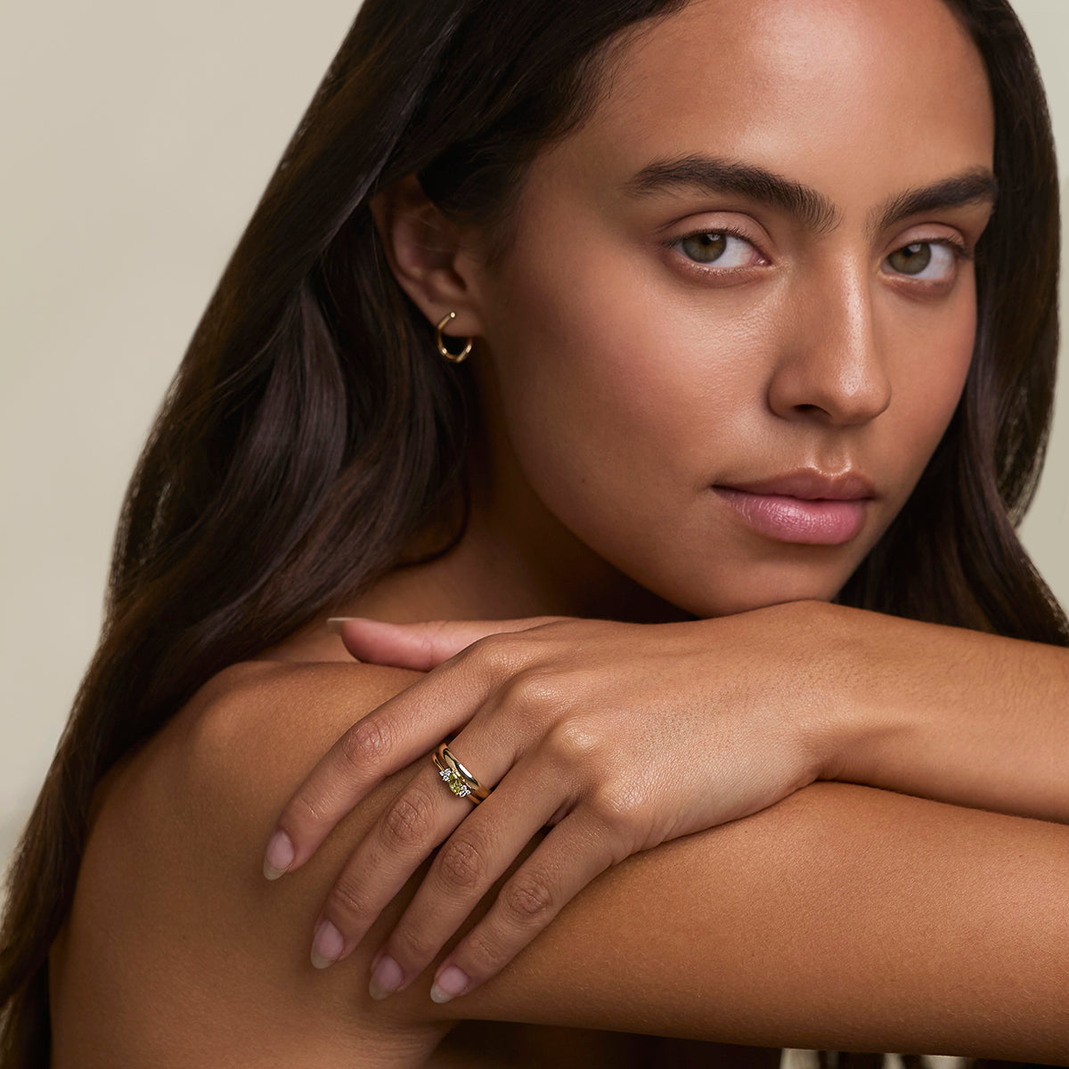 Peridot August Birthstone Milestone Ring in Solid Gold-Astrid &amp; Miyu