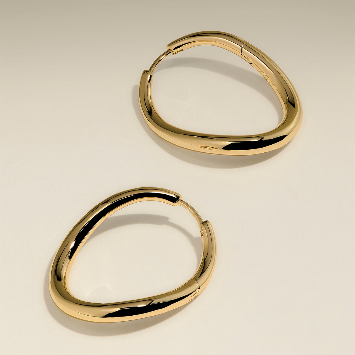 Wave Large Hoops in Gold-Astrid &amp; Miyu