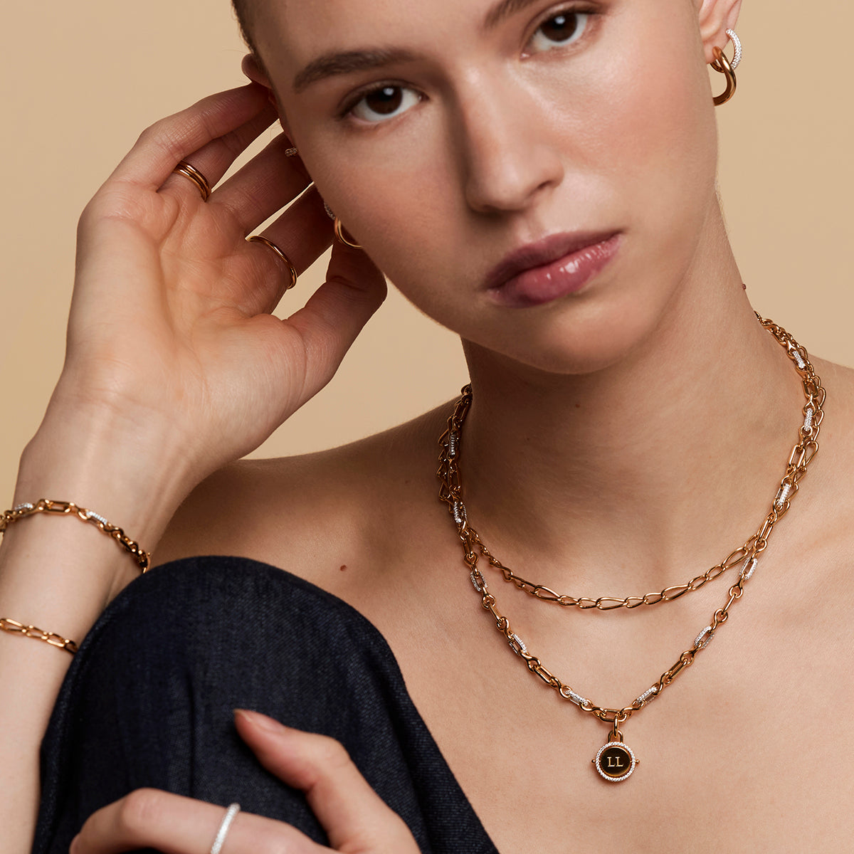 Pavé Spinning Coin Clip Charm in Gold-Astrid &amp; Miyu