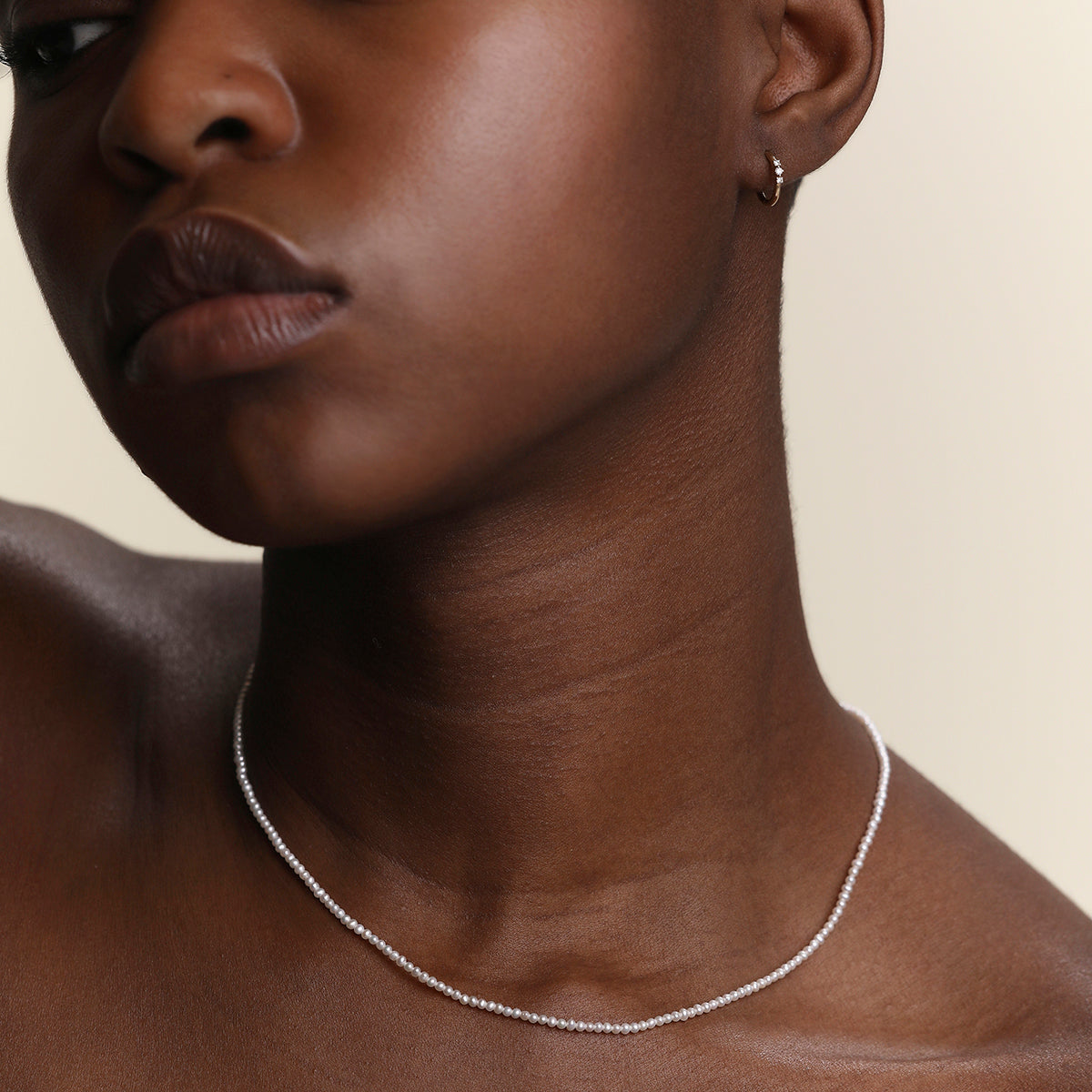 Pearl Necklace in Solid Gold-Astrid &amp; Miyu