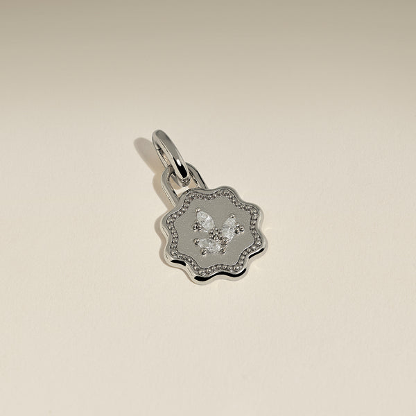 Scalloped Coin Clip Charm in Silver-Astrid &amp; Miyu