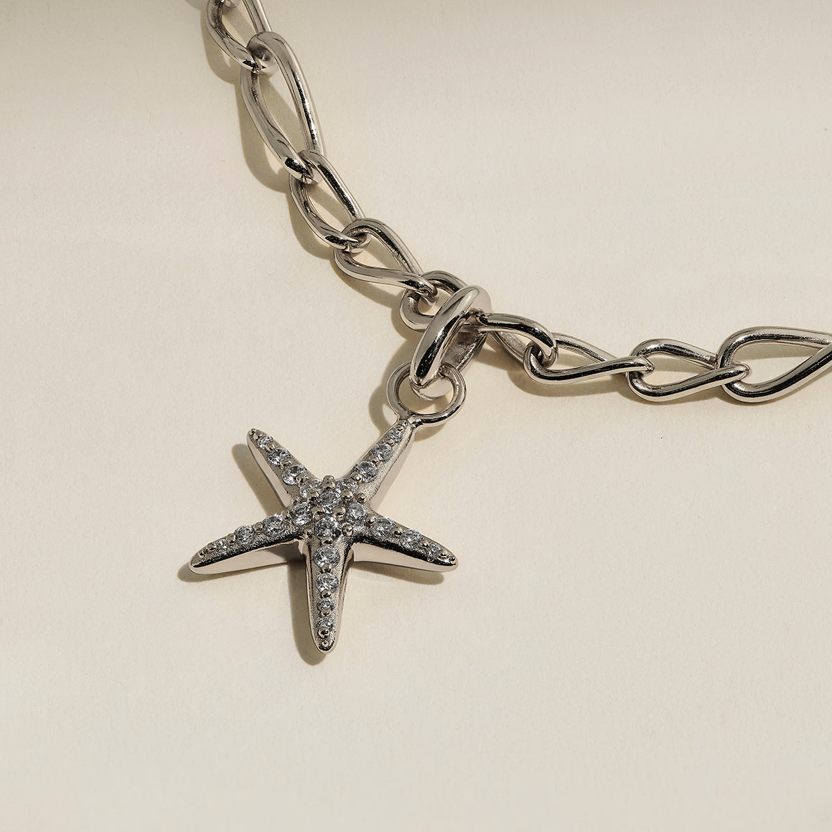 Starfish Clip Charm in Silver-Astrid &amp; Miyu