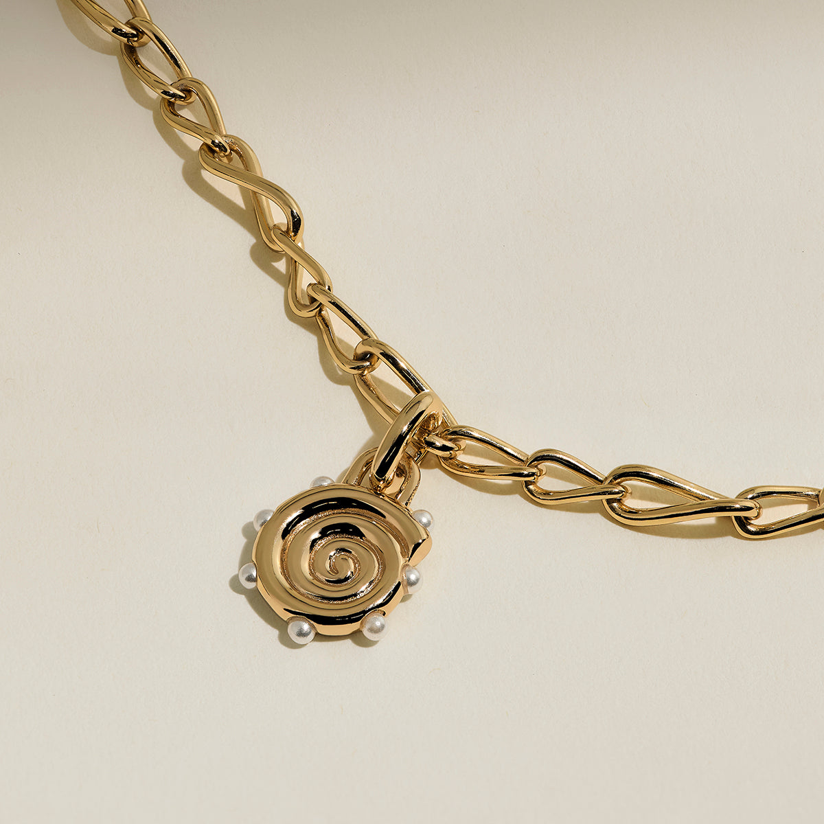 Solstice Clip Charm in Gold-Astrid &amp; Miyu