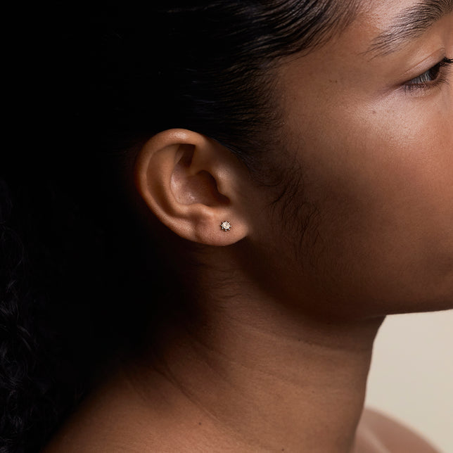 Solstice Piercing Stud in Solid Gold-Astrid &amp; Miyu