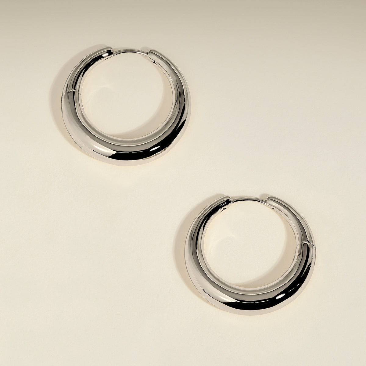 Dome XL Hoops in Silver-Astrid &amp; Miyu