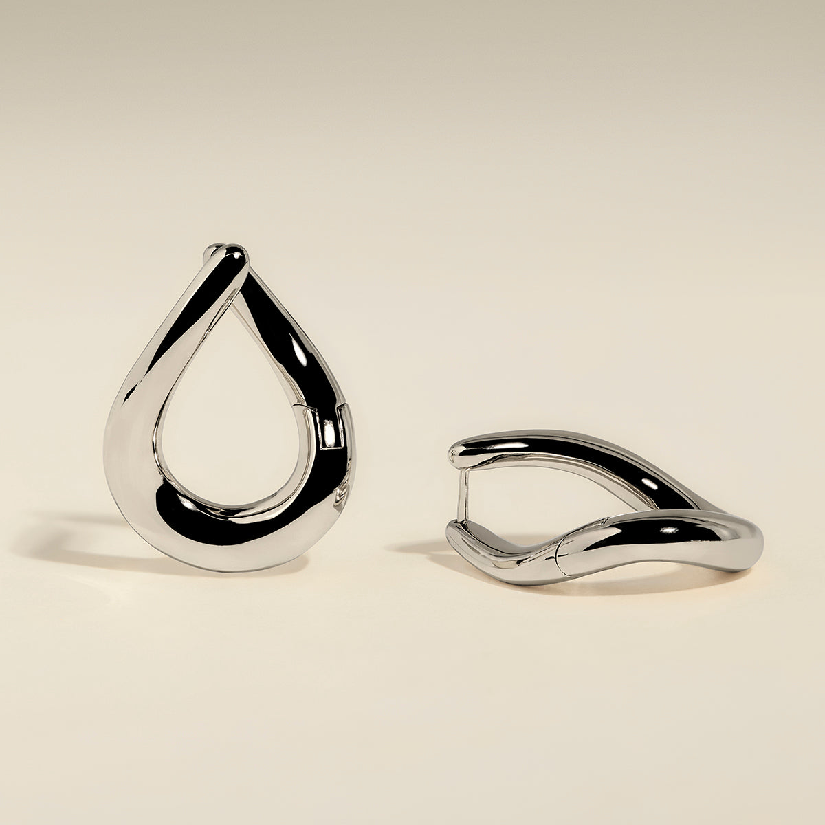 Molten XL Hoops in Silver-Astrid &amp; Miyu