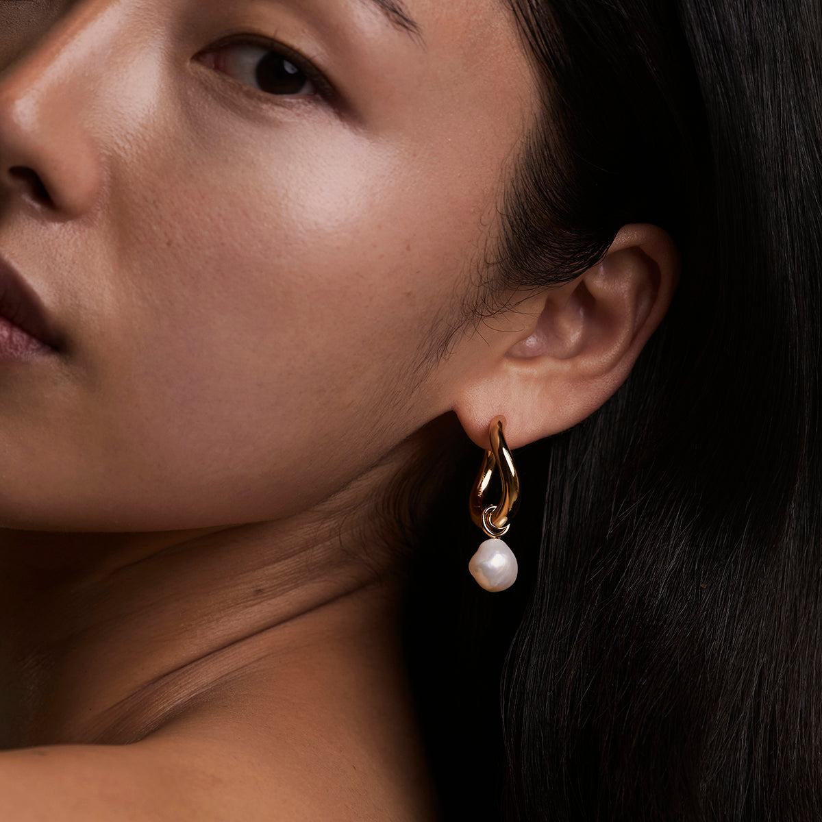 Serenity Pearl Charm XL Hoops in Gold-Astrid &amp; Miyu