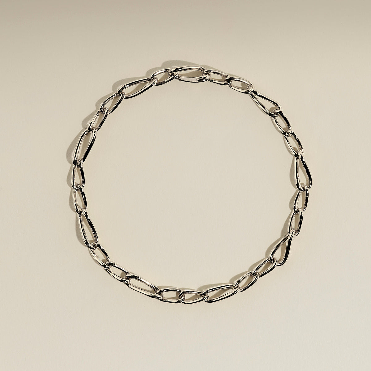 Infinite Slim Chain Bracelet in Silver-Astrid &amp; Miyu