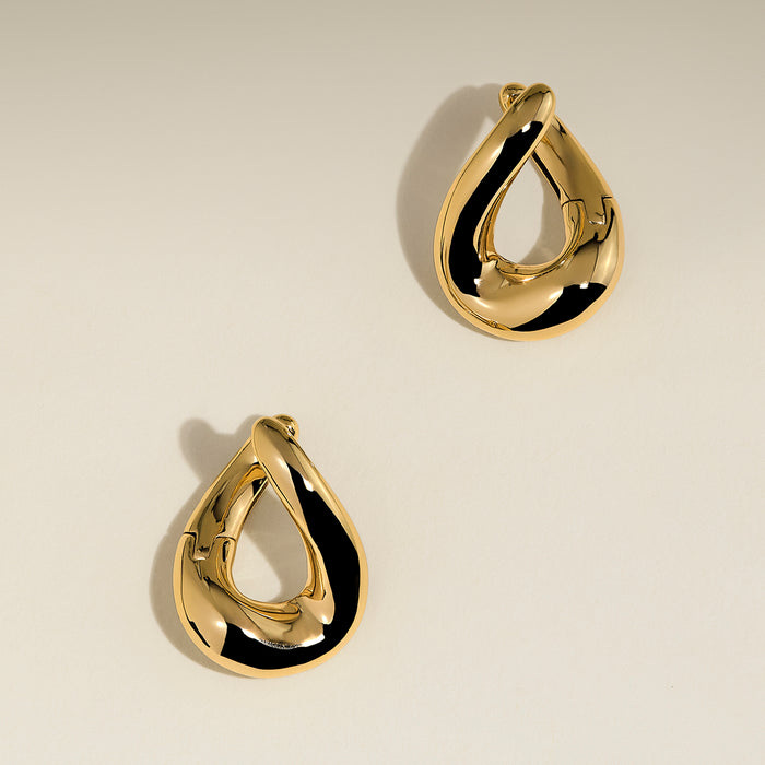 Molten Hoops in Gold-Astrid &amp; Miyu