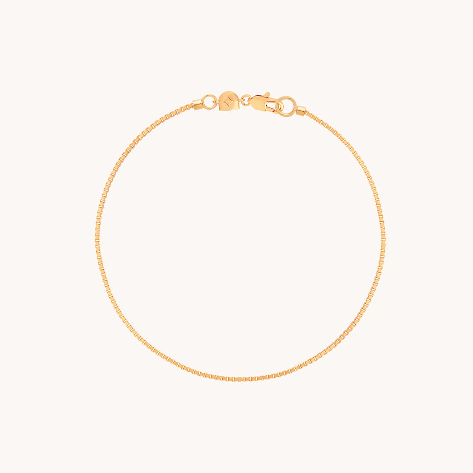 Essential Box Chain Bracelet in Gold-Astrid &amp; Miyu