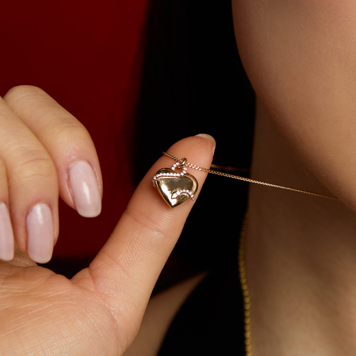 18k Gold Plated Jewellery - Heart & Snake Pendant Necklace in Gold - Pendant Necklace - Astrid &amp; Miyu