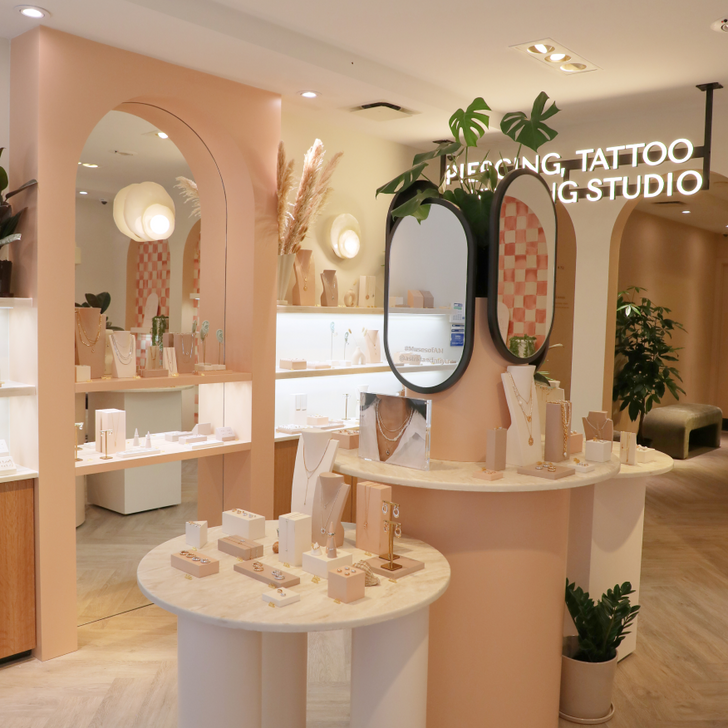 Main_Image_78ef076b-cd2a-43b7-93fb-7d1fecd6be53-Astrid &amp; Miyu