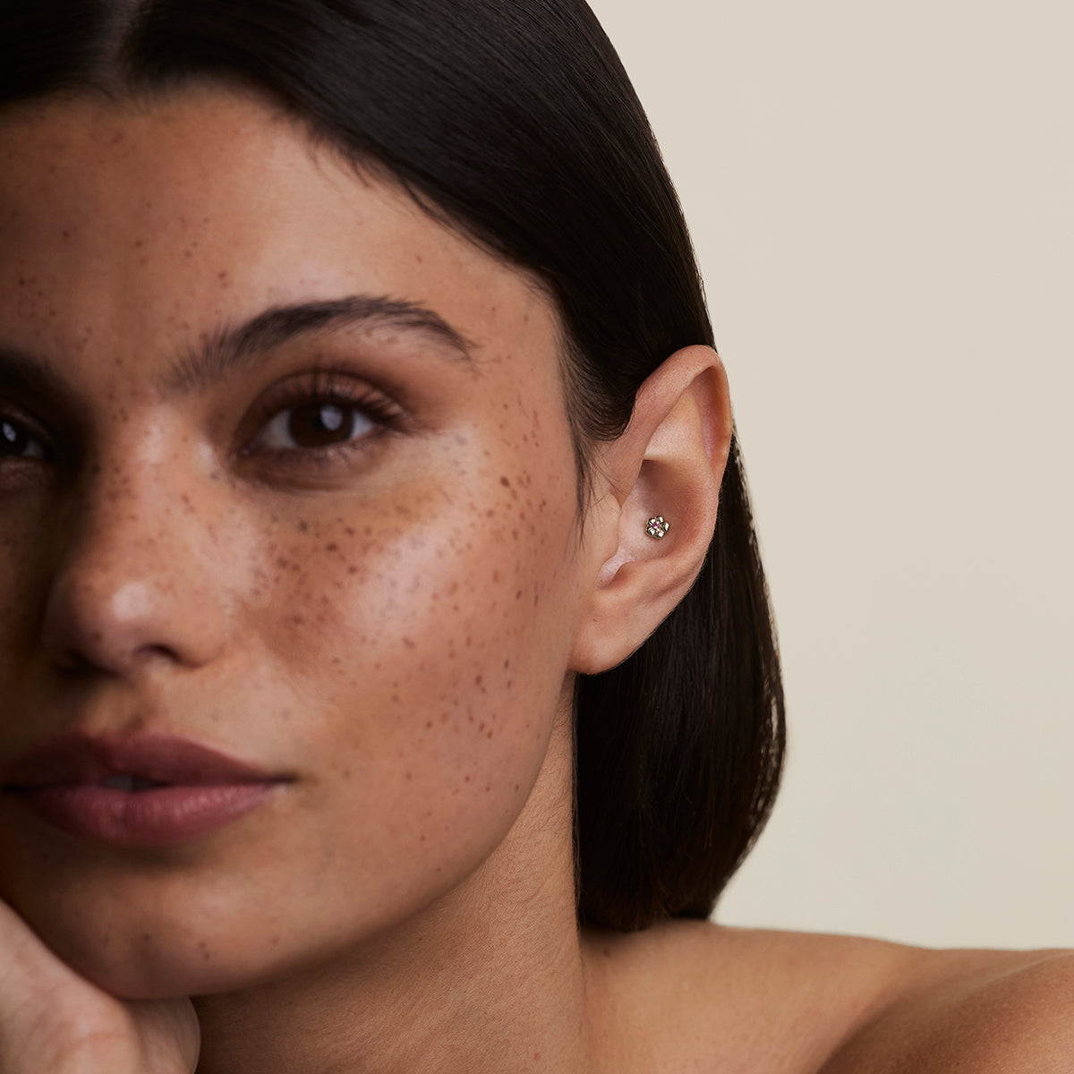 Hibiscus Titanium Piercing Stud in Platinum-Astrid &amp; Miyu