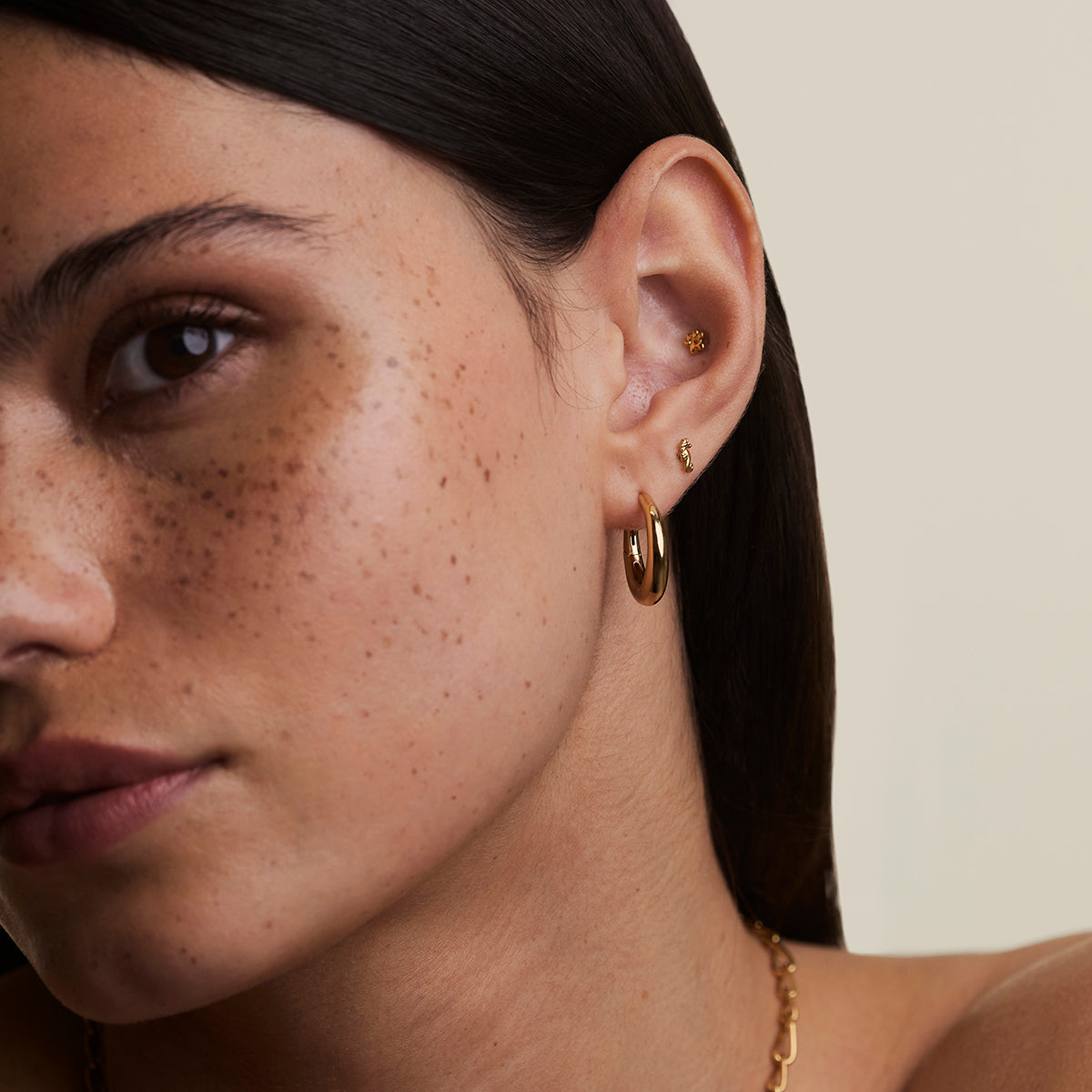 Seahorse Titanium Piercing Stud in Gold-Astrid &amp; Miyu