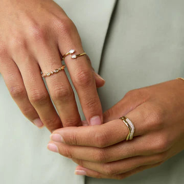 Rings_352fa110-407d-4118-ba24-90137675a14a-Astrid &amp; Miyu