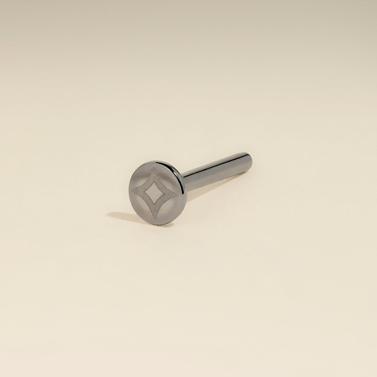 Piercing Post in Titanium-Astrid &amp; Miyu