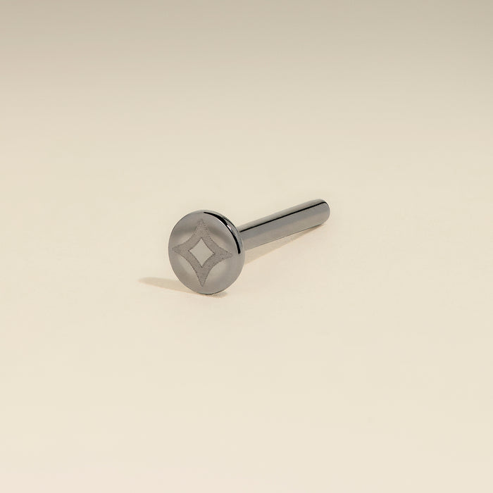 Piercing Post in Titanium-Astrid &amp; Miyu
