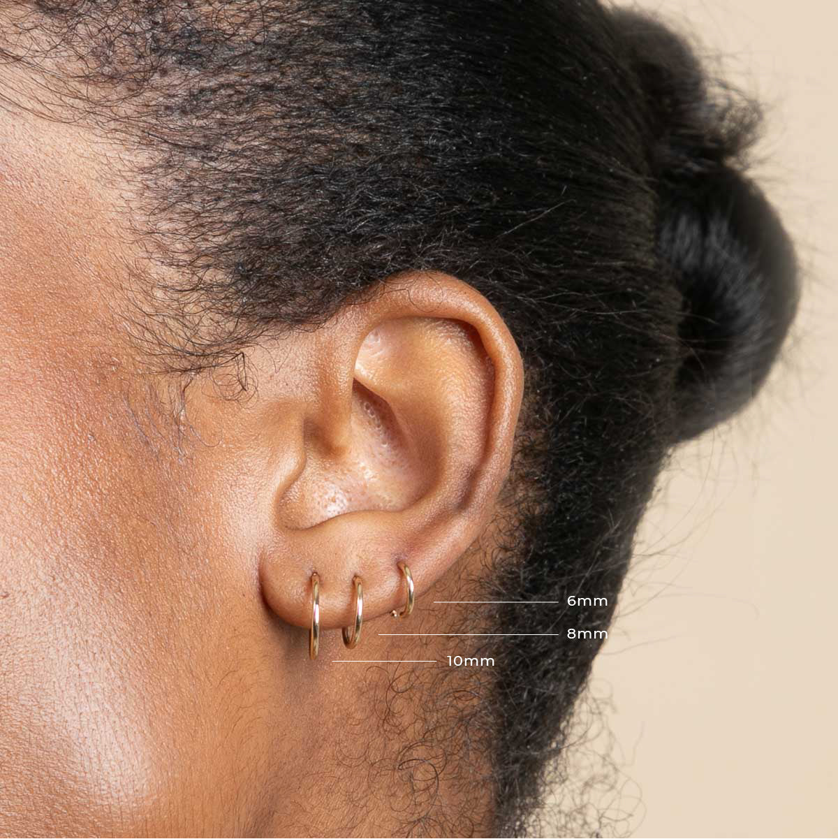 Earrings - Seamless Hoop 1.2mm in Solid Gold - - Astrid &amp; Miyu