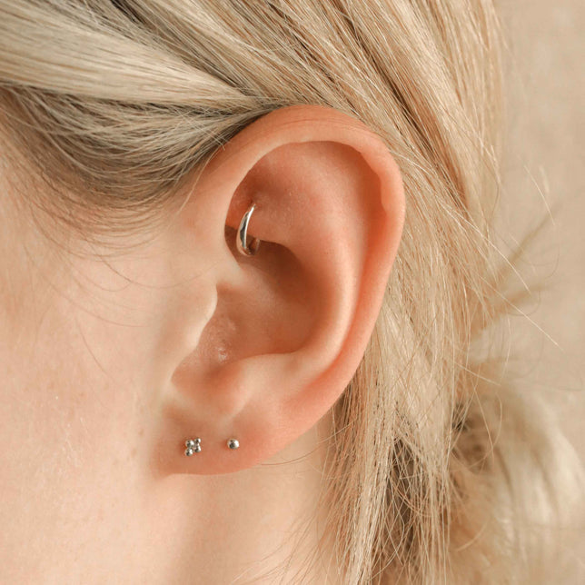 Earrings - Solid White Gold Graduated Rook Hoop - Rook Piercing Hoop - Astrid &amp; Miyu