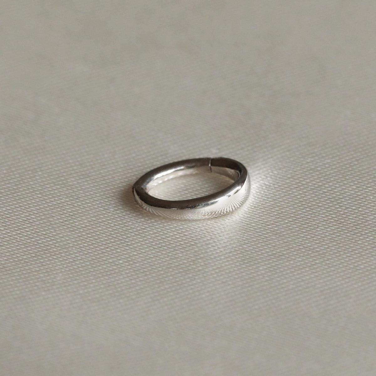Earrings - Solid White Gold Graduated Rook Hoop - Rook Piercing Hoop - Astrid &amp; Miyu