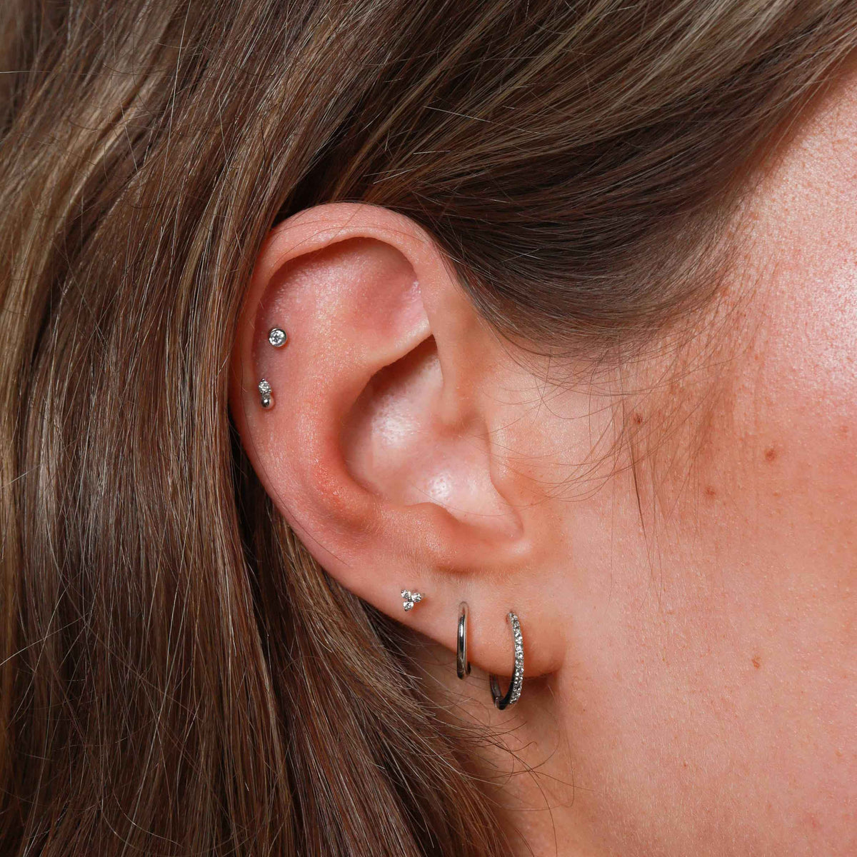April White Topaz - Topaz Hoops in Solid White Gold - Hoop Earrings - Astrid &amp; Miyu