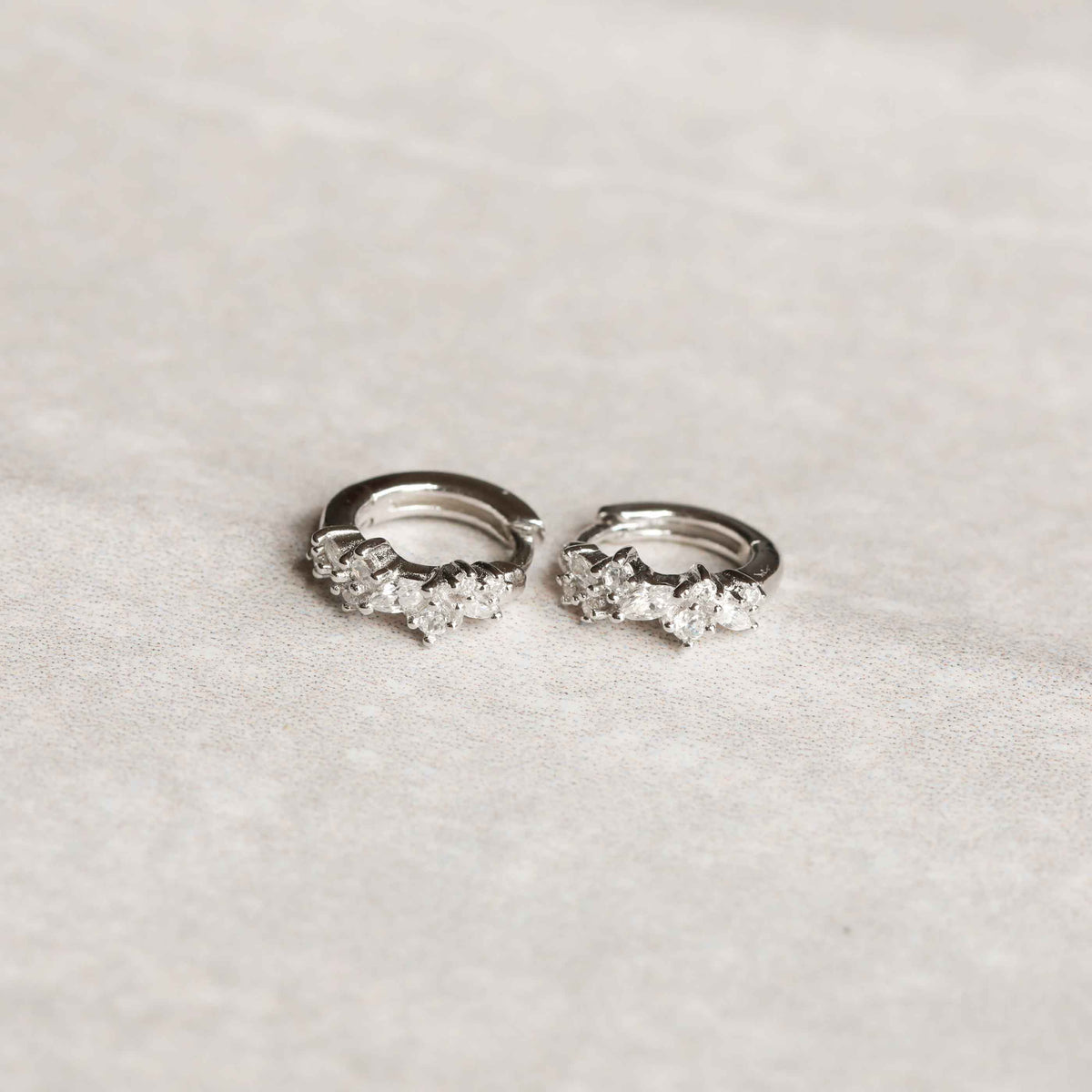 Core Collection SS23 - Crystal Cluster Huggies in Silver - Huggies - Astrid &amp; Miyu